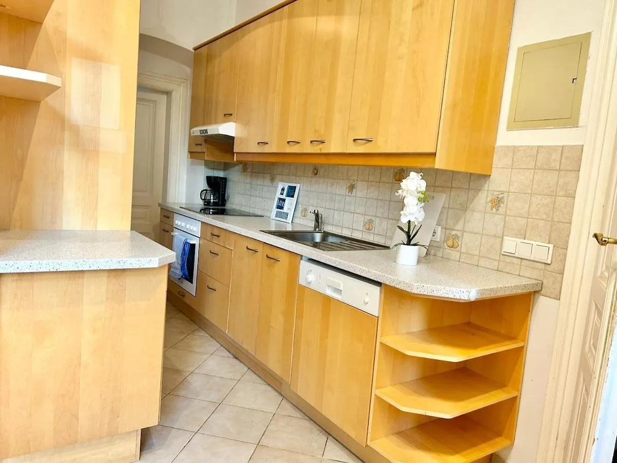 50 M2 Stylish Apartment With Free Parking Vienna Austria