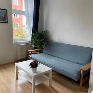 Apartment Central Sunny Flat With Free Parking, Wien