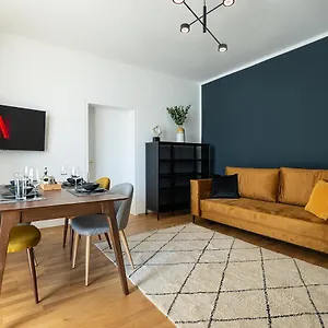 Apartamento Bright Stylish With A Huge Terrace In A Location, Viena