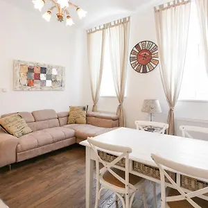 Vintagehome Schoenbrunn Apartman